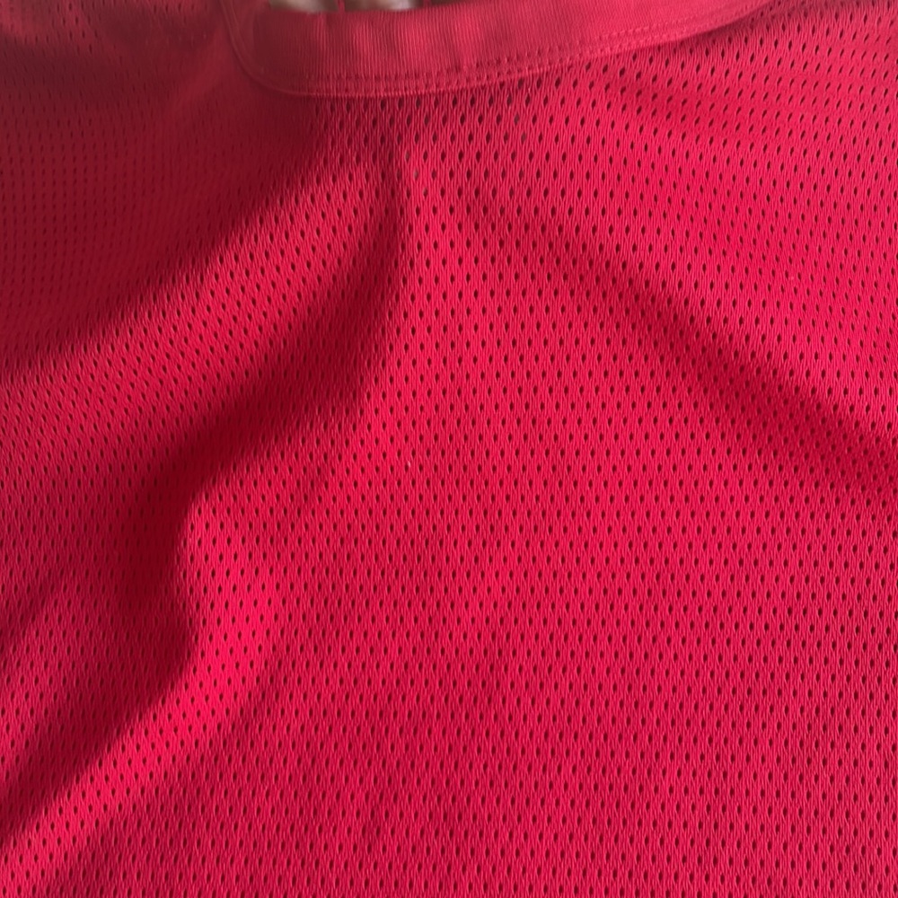 Red blank jersey ! - Picture 2 of 2